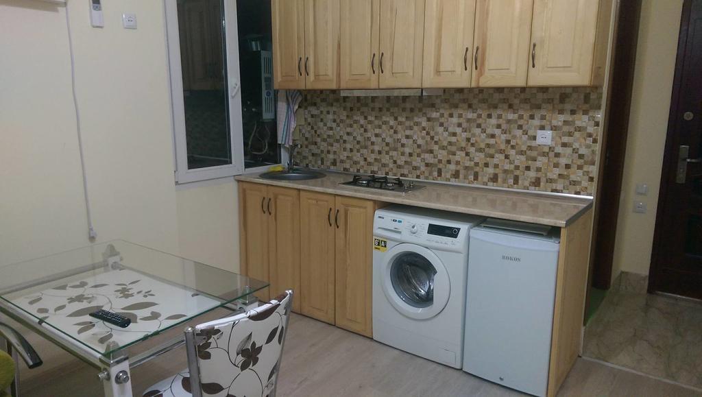 Apartments Komakhidze 68 Батуми Экстерьер фото