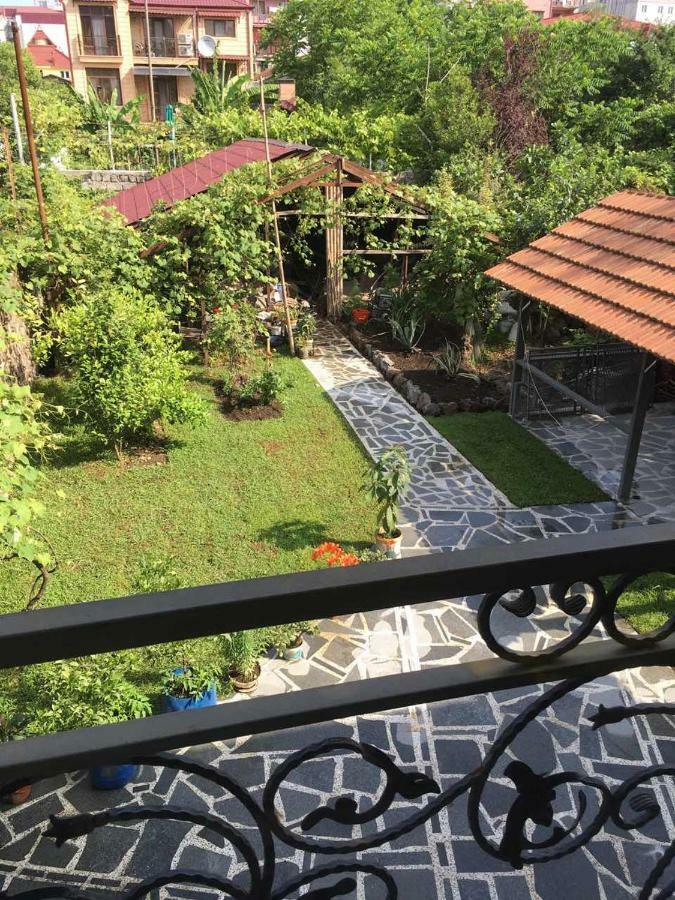 Apartments Komakhidze 68 Батуми Экстерьер фото